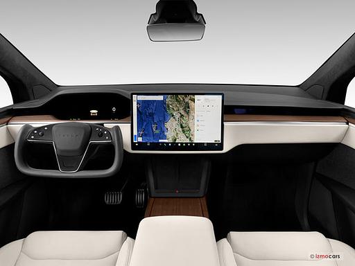 2024_tesla_model_x_dashboard.jpg