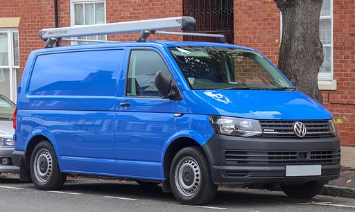2017_Volkswagen_Transporter_BlueMotion.jpg